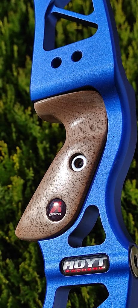Hoyt Satori wooden grip using colorless wood stain - maintaining the natural color and beauty of the original wood