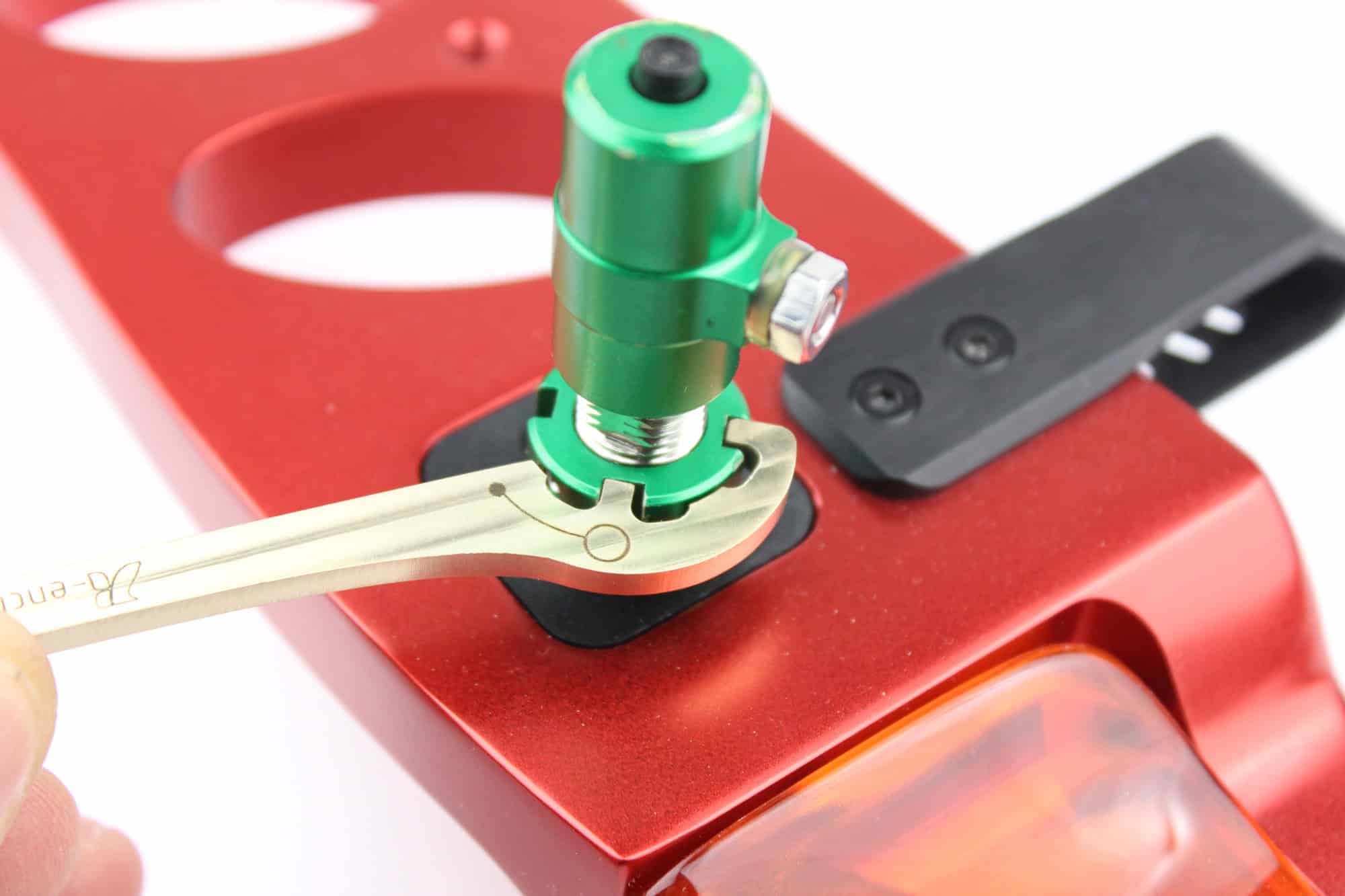 the R-ench - Image 8